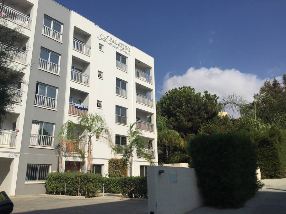 Well presented new private block