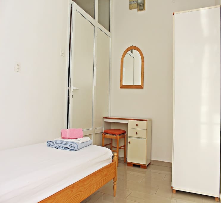 Second bedroom