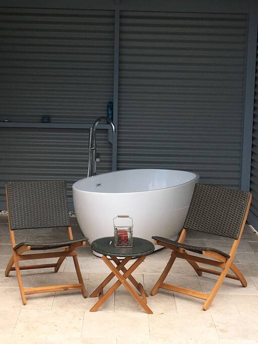 outside bath