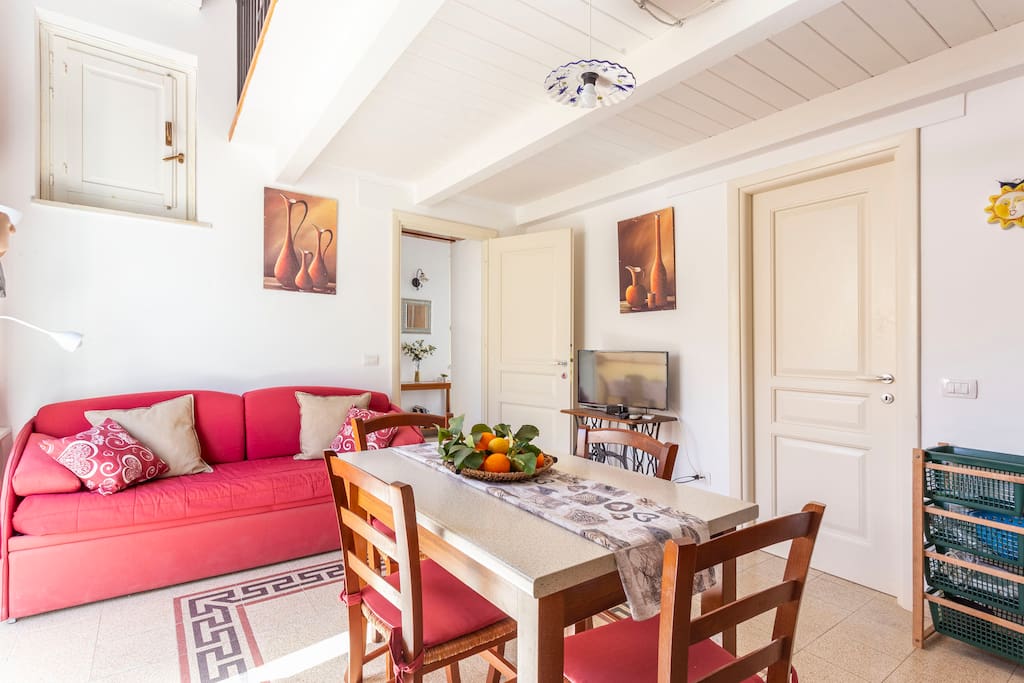 living room/kitchen