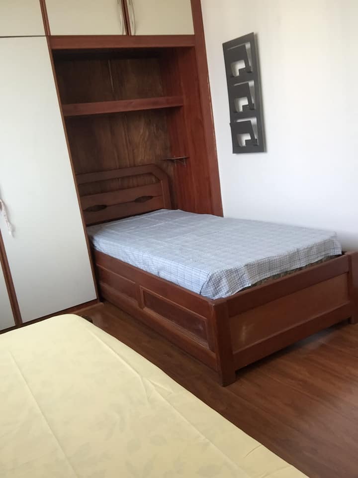 Dhomë gjumi 2