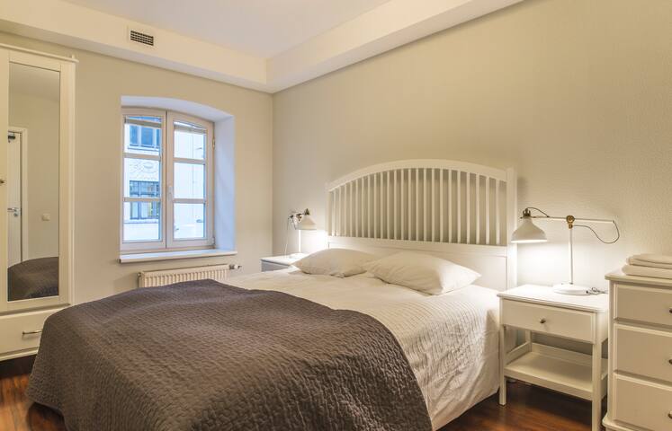 L⓶ Lacplesa | by Dandelion Apartments & Suites gallery image 3