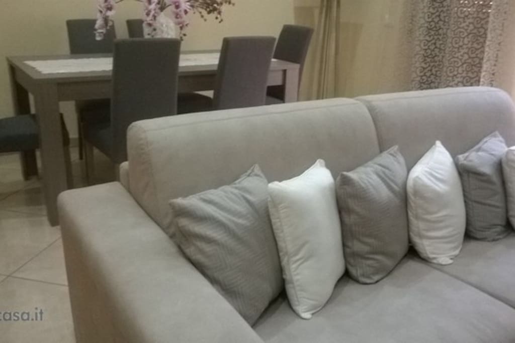 soggiorno con divano letto