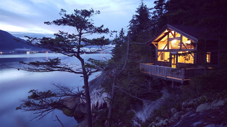 A waterfront cabin on Howe Sound, Squamish, British Columbia, Canada, photo 1 of 10