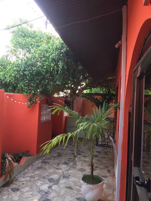 A quite chilling area- Front patio