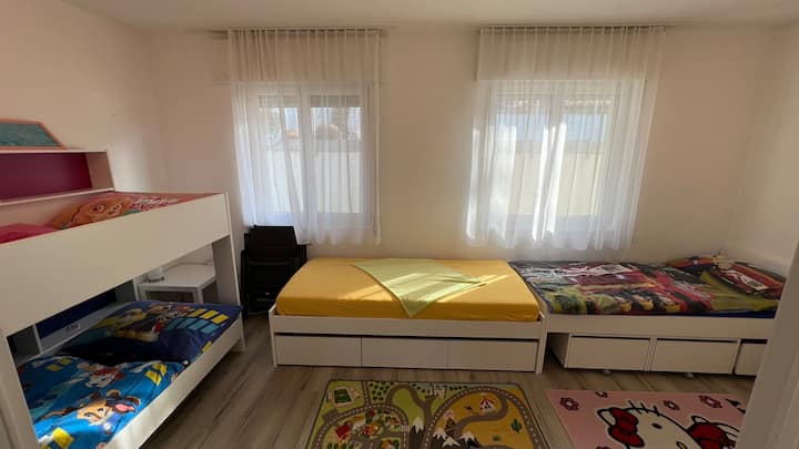 Pod za djecu /spavaću sobu za goste