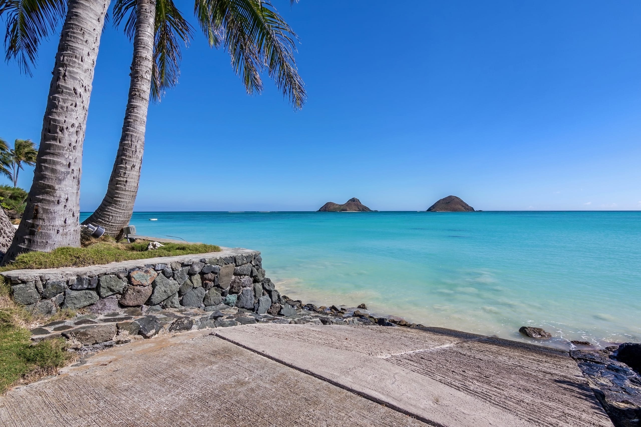 Home in Kailua · ★4.97 · 4 bedrooms · 4 beds · 3 baths - Image 11