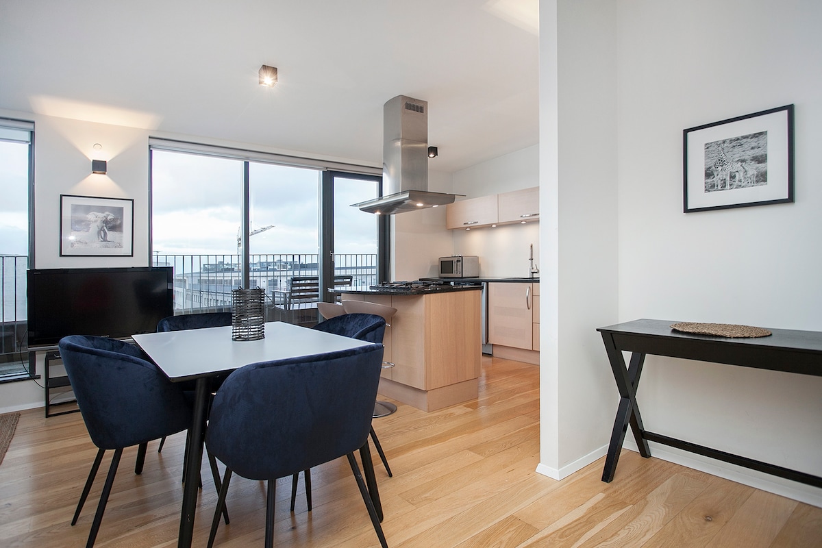 Image showcasing Penthouse apt w/partial sea & city view in 101 Rvk - Apartments for ...