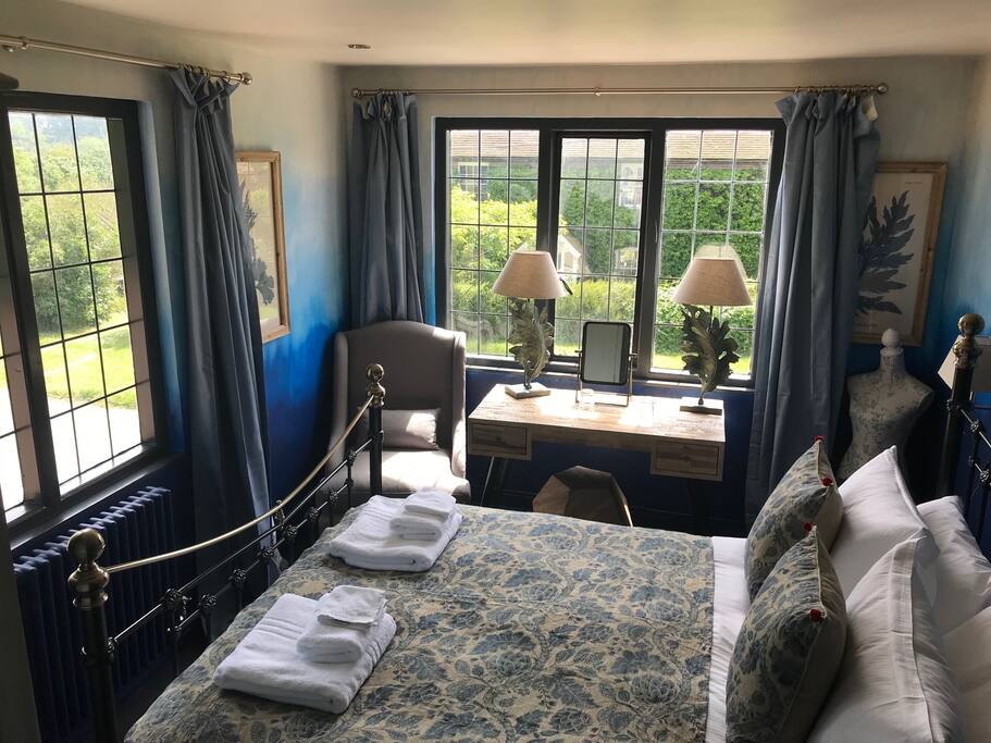 Blue Room