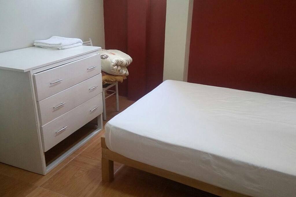 Habitaciones con AireAcondicionado o Ventiador