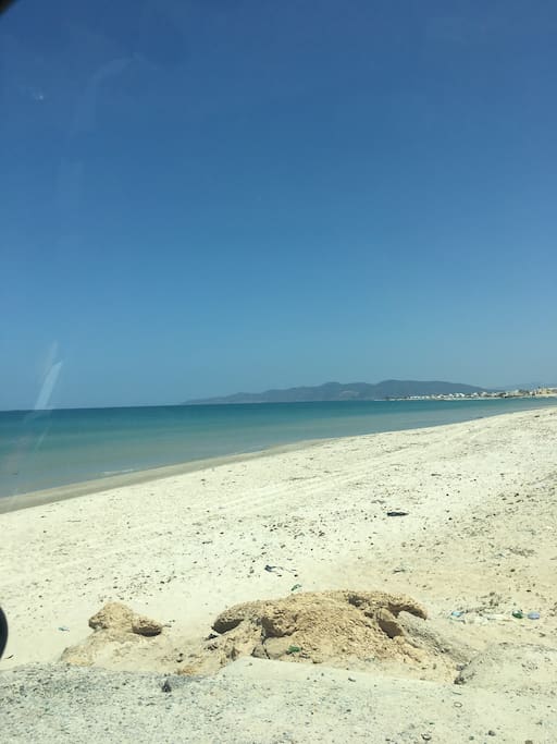 Magnifique plage de Sidi jehmi soliman a 500m