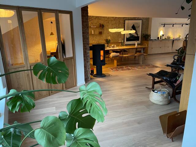 Big, airy loft in central east Oslo gallery image 2