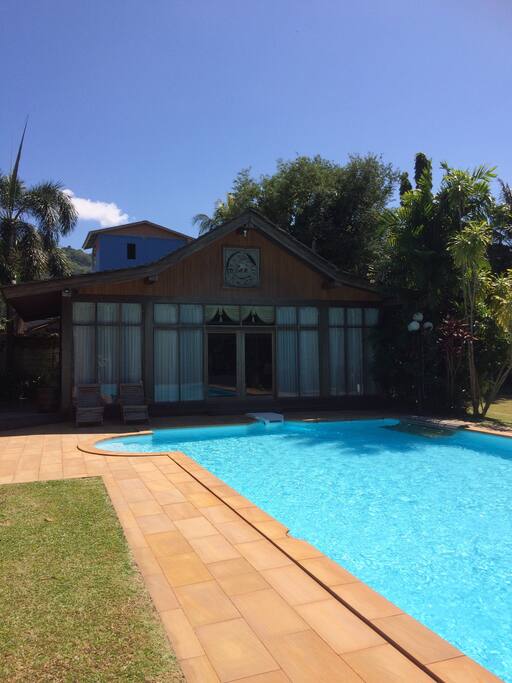 Villa with swimming pool