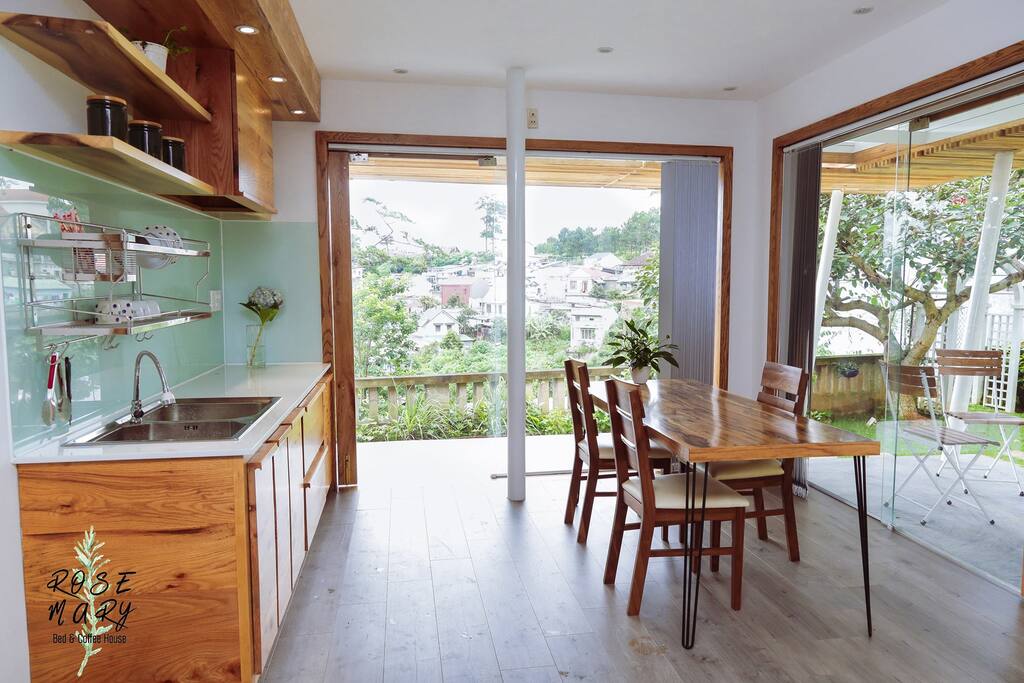 Kitchen with open view to garden