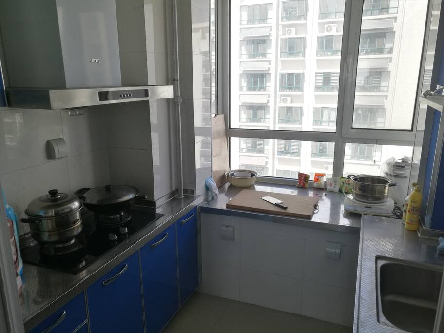 自助厨房+全套厨具