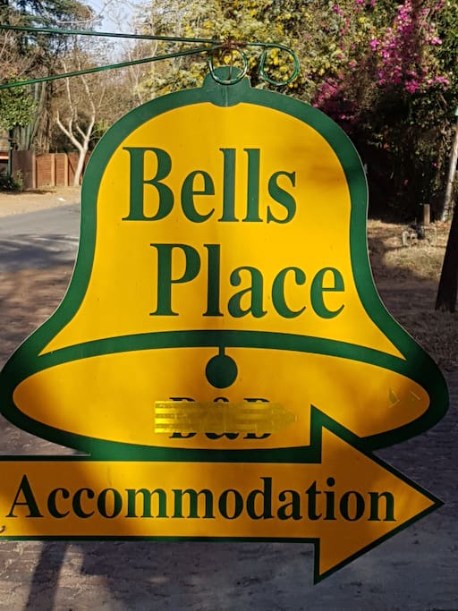 Guesthouse sign