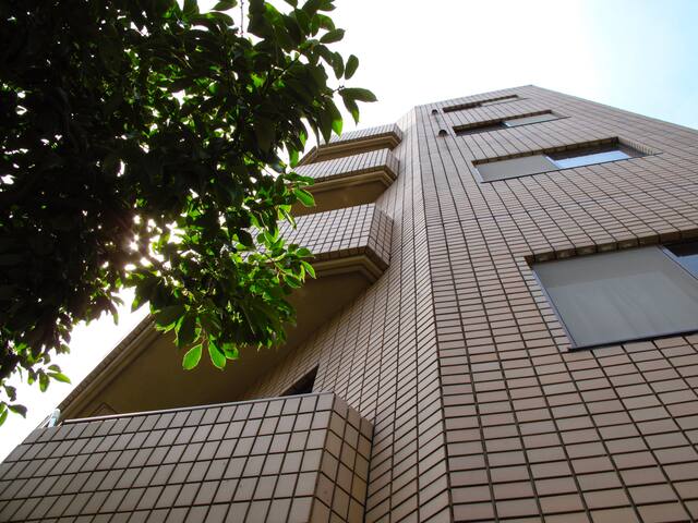 Over 90㎡ 4 separated bedrooms guesthouse in Tokyo.