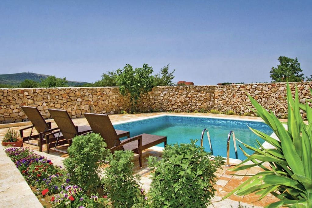 Holiday Home Swimming Pool