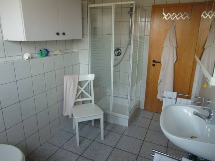Gästebad ( renoviert 2018 )
