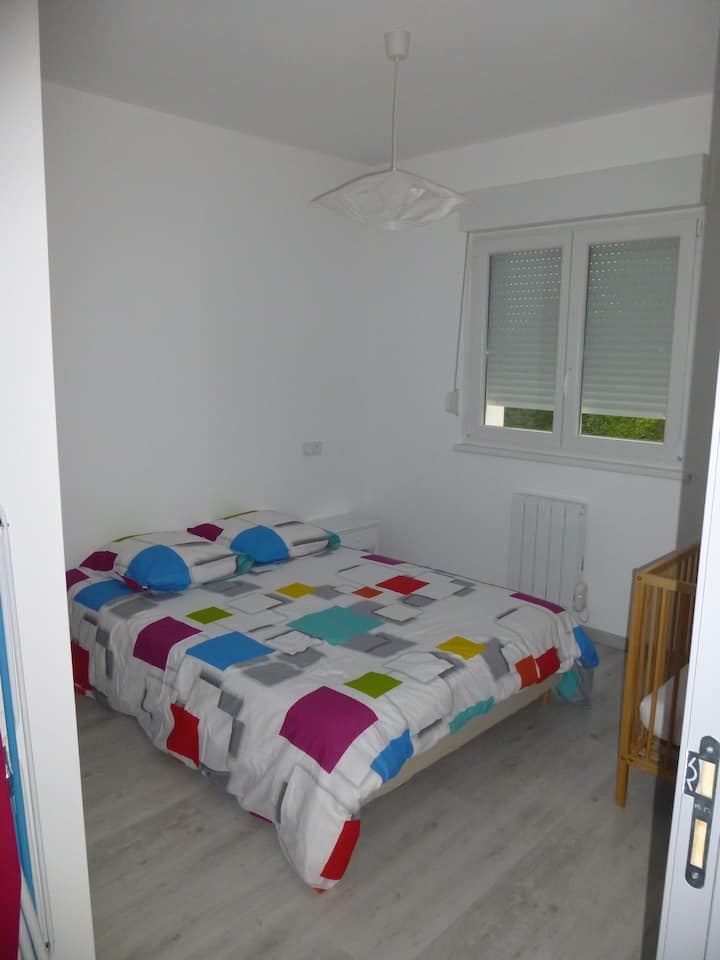 Chambre 1 lit 140/200