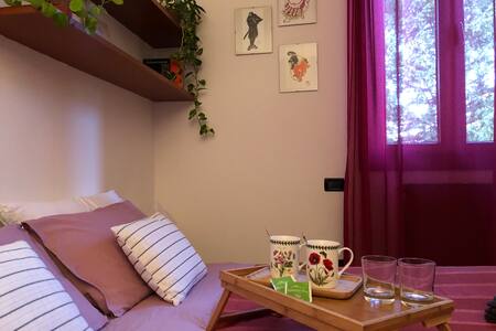 CAMERA E BAGNO PRIVATO vicino a STAZIONE/FIERA!!!