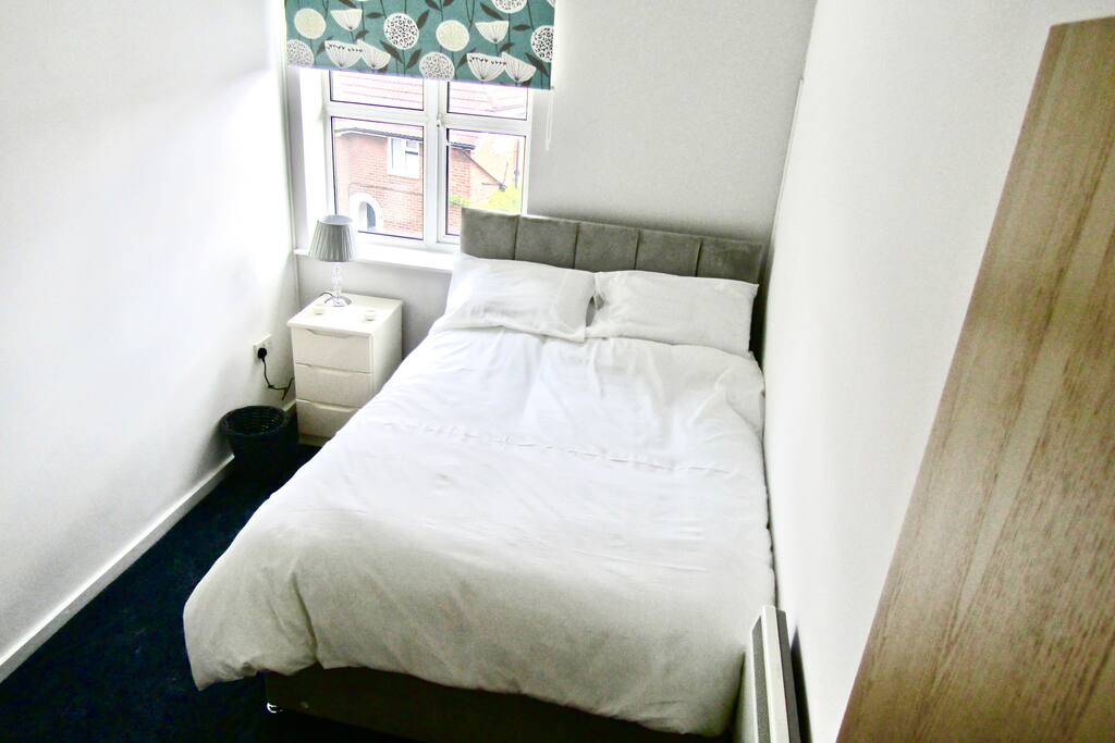 2nd bedroom with db bed and super duper mattress