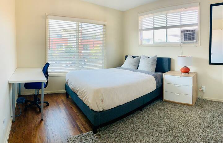 Me room is comfortable. Me room is comfortable