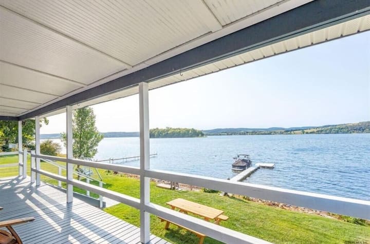 Lakefront Home With Island View - New York