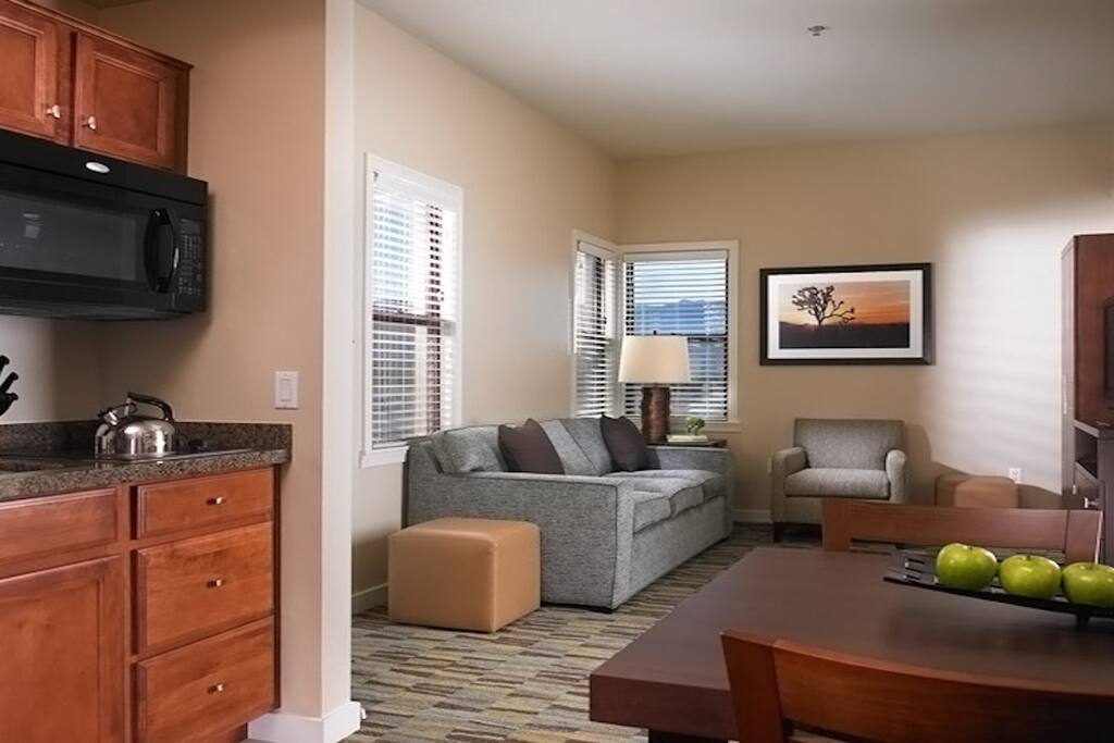 Living room & Dinette Area