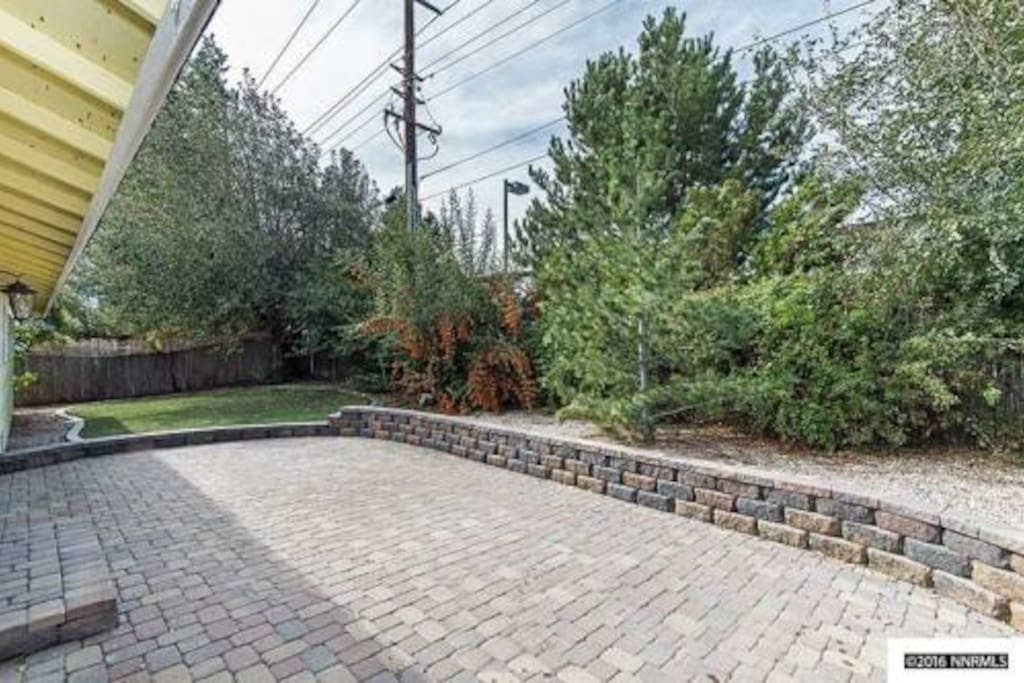 Not only is this backyard yard perfect for kids and bbq’s it is secluded and private.