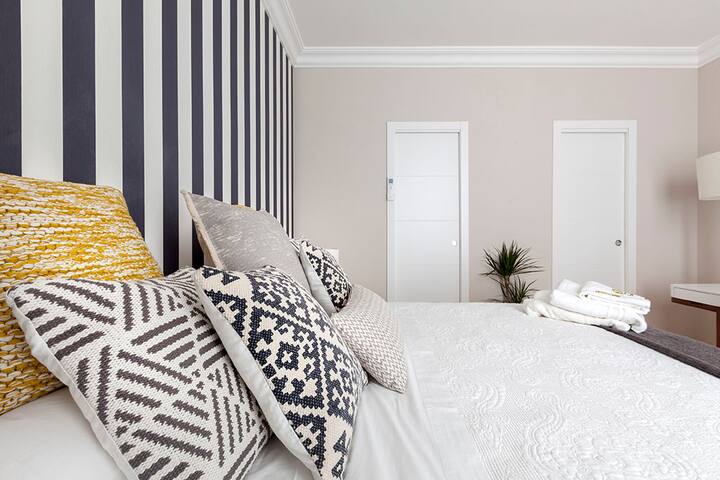 Great apt. 80 m2 with 2 spacious rooms. 1A. gallery image 2