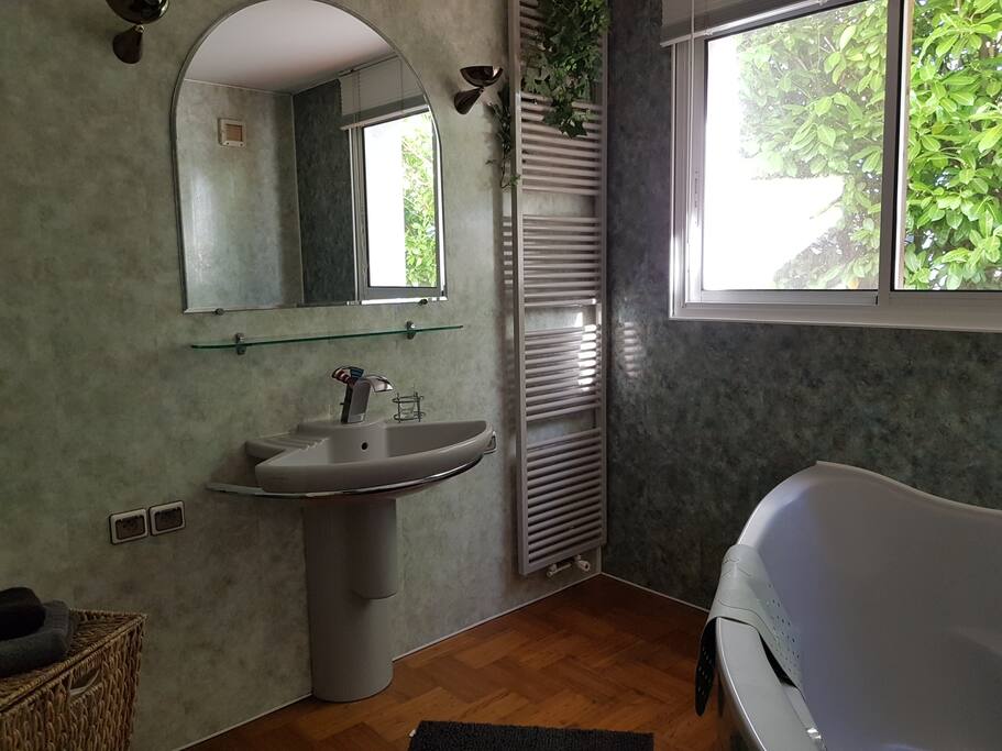 Ch2 Salle de bain privée