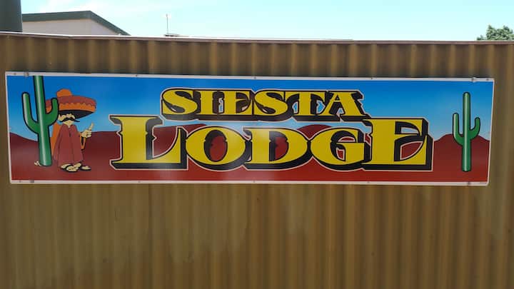 Siesta Lodge