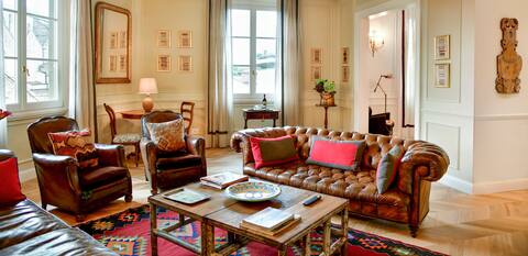 Lion Nero Luxury Apartment