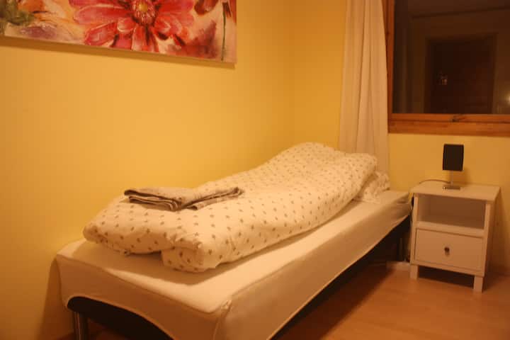 غرفة النوم 4 في الطابق السفلي