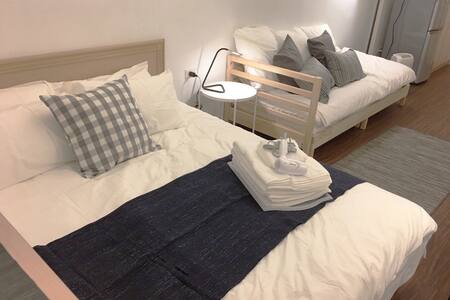 Spacious Studio C by Taipei 101 (1-4 guests)