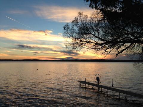 Torch Lake Cottage; Sandy Beach - Exceptional!
