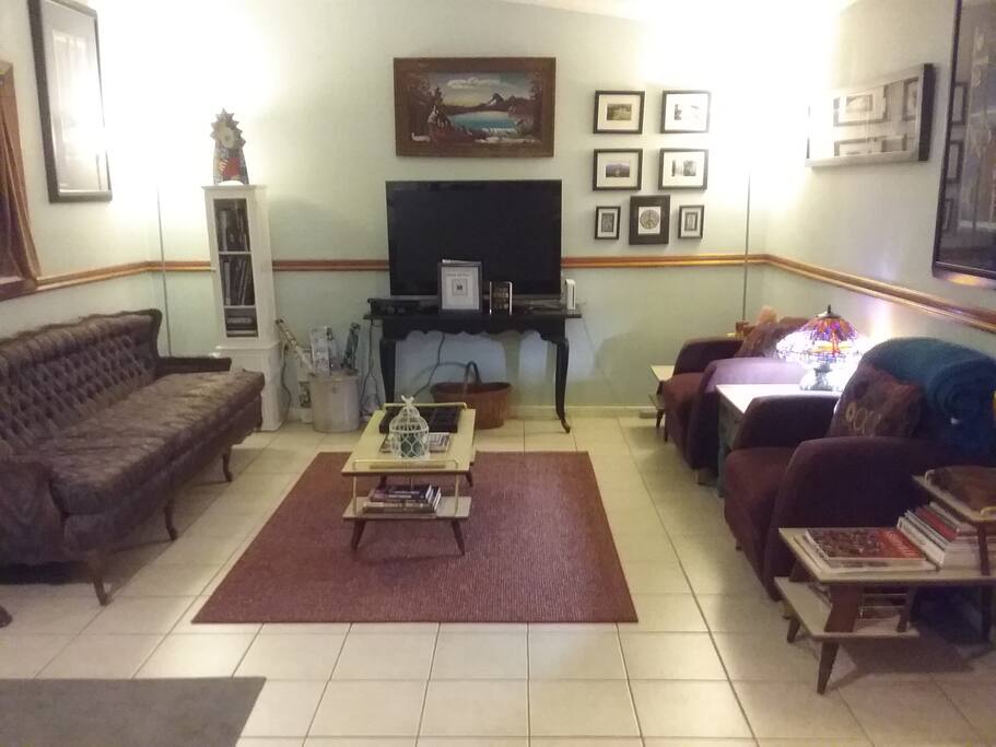 Living Room Tv / Wii / DVD / Books / Games