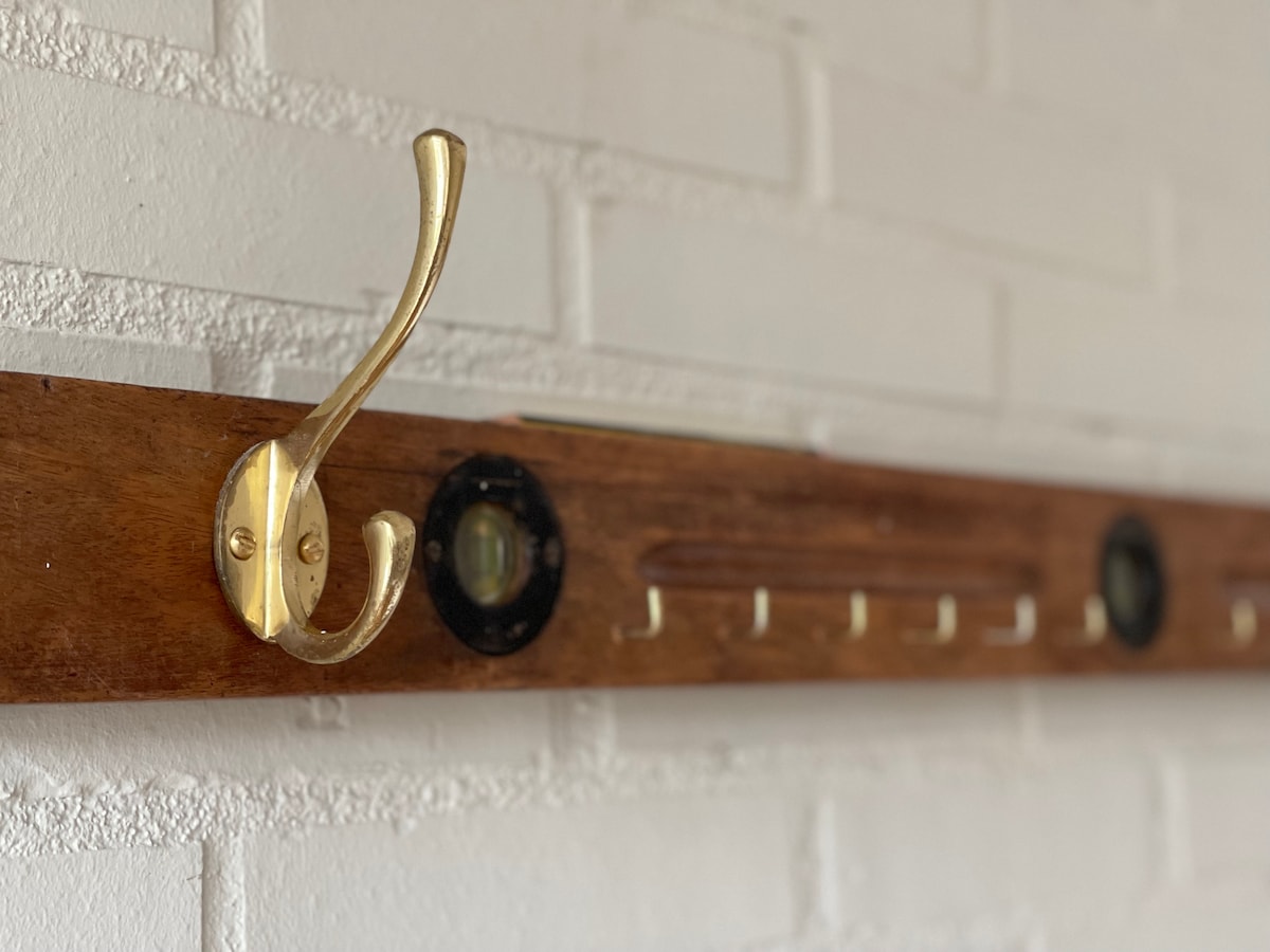 Colgador dormitorio 2