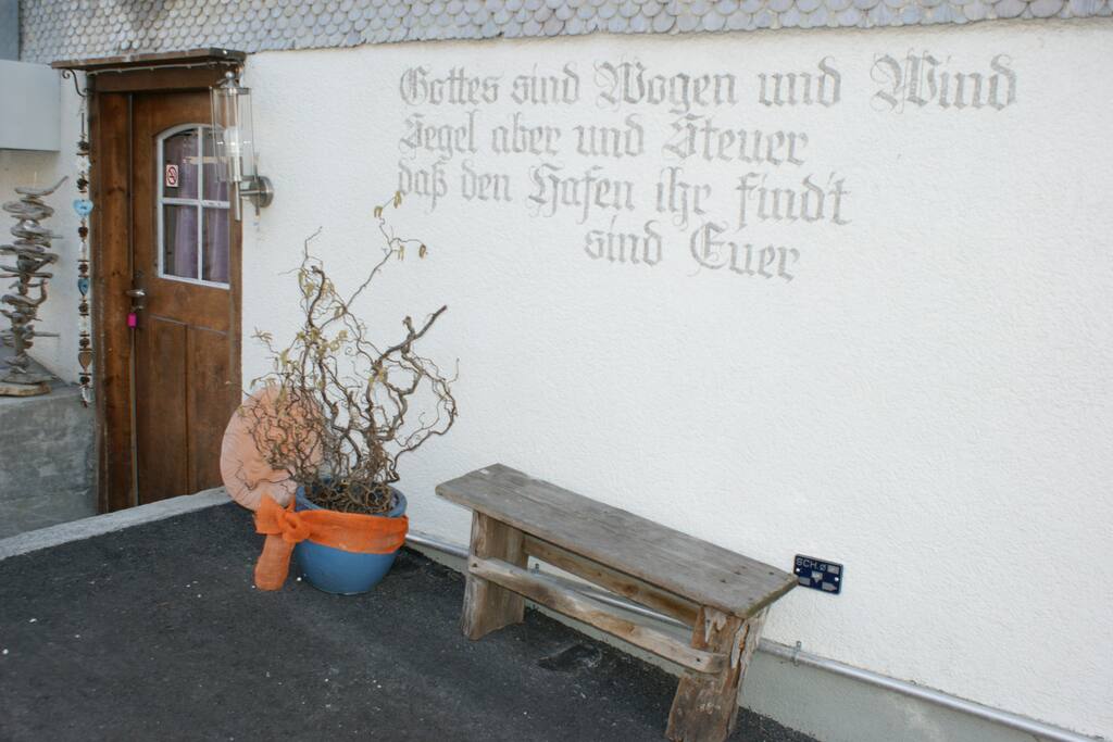Eingang zur UG Wohnung