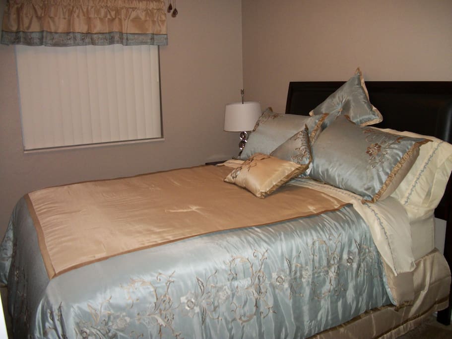 2nd Queen Bedroom with PLUSH mattress and yet another wall mounted TV