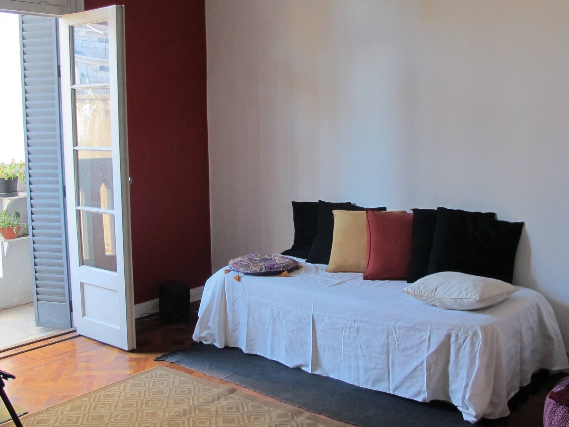 Apartamento em Balvanera com quarto e banheiro privativo compartilhado