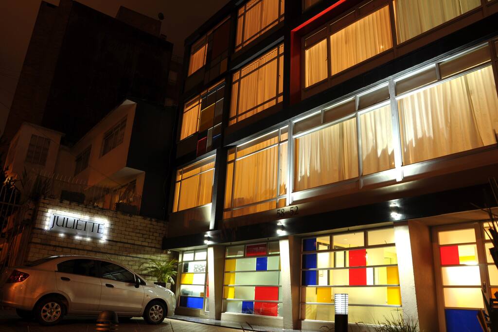 Principal Facade