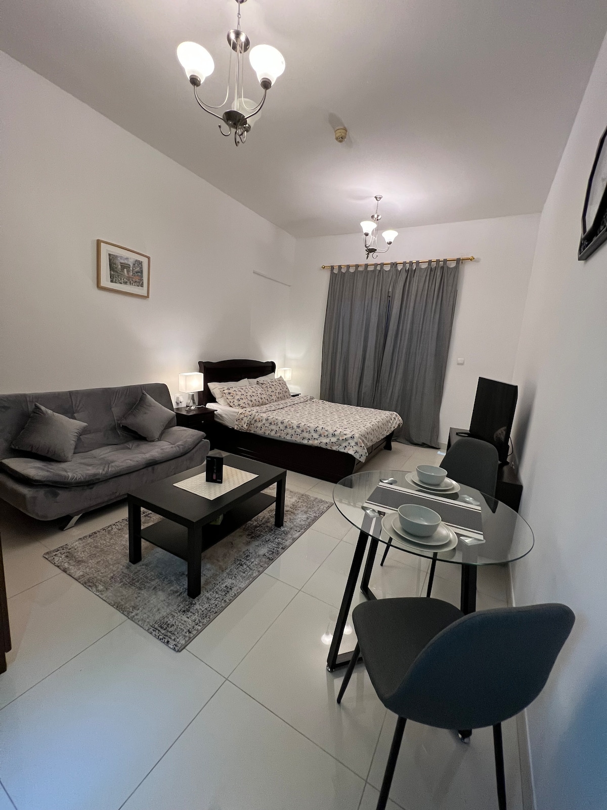 Top performing Airbnb: A Cozy Studio in Dubai Sports City in Al Hebiah Fourth