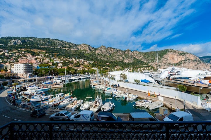 Amazing Views in Beaulieu, Stylish, Beautiful W/AC