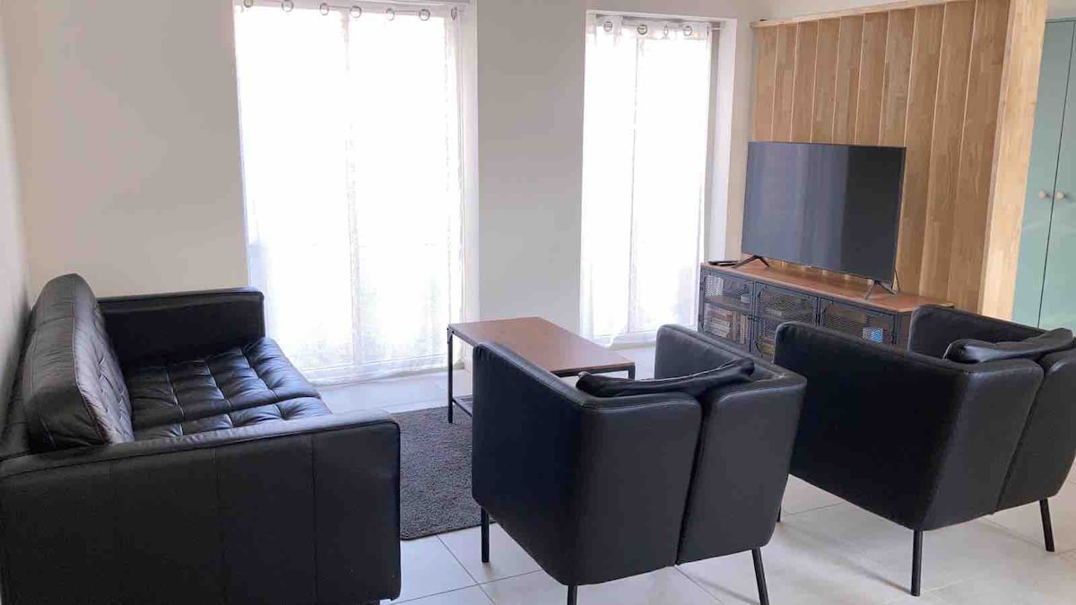 Propriété Airbnb réussie: New house and garden – city center – 100 m from the sea à Erquy