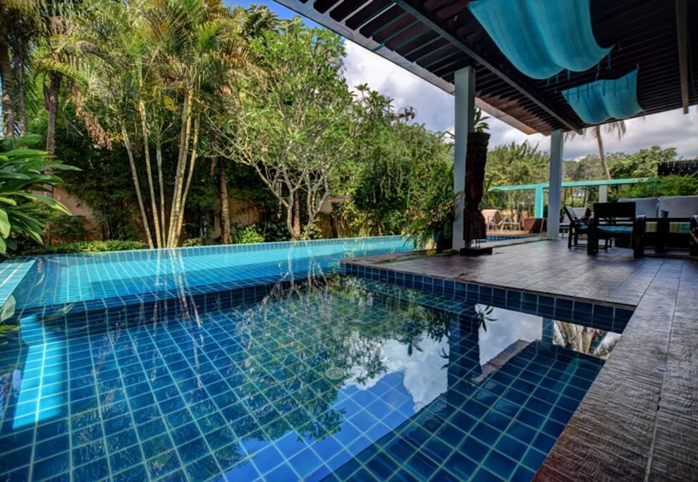 Covered space near the pool
