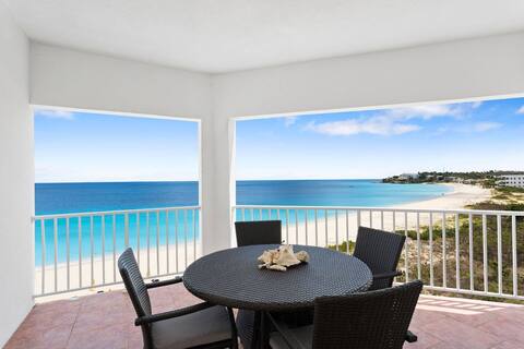 Turtles Nest Beach Resort  - Oceanfront 3 Bedroom condo
