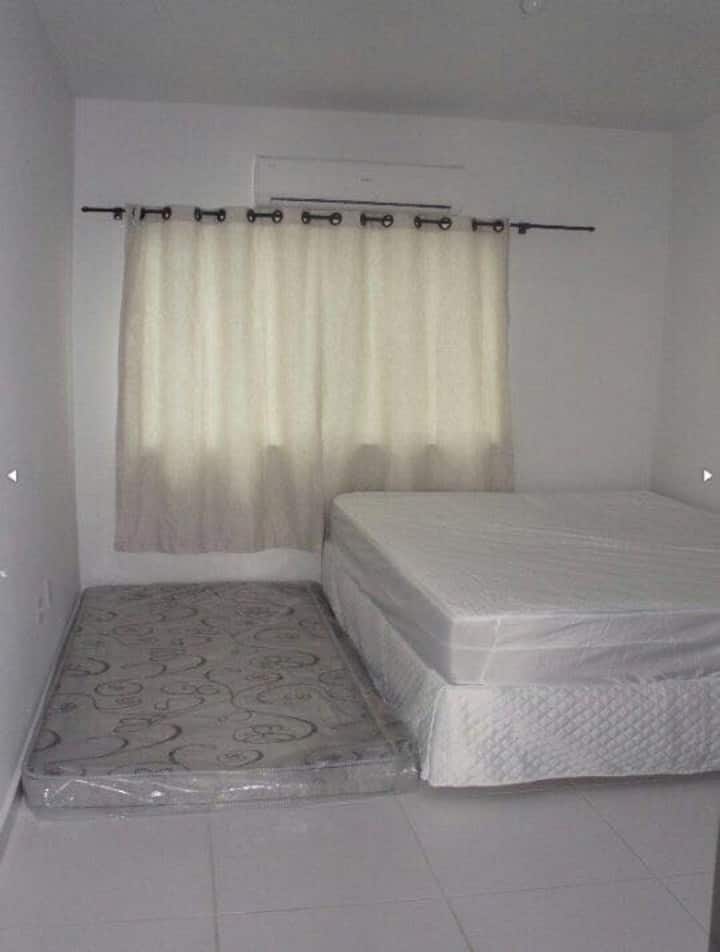 Schlafzimmer 2
