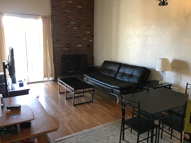 High-End CU Boulder Apartment with a View